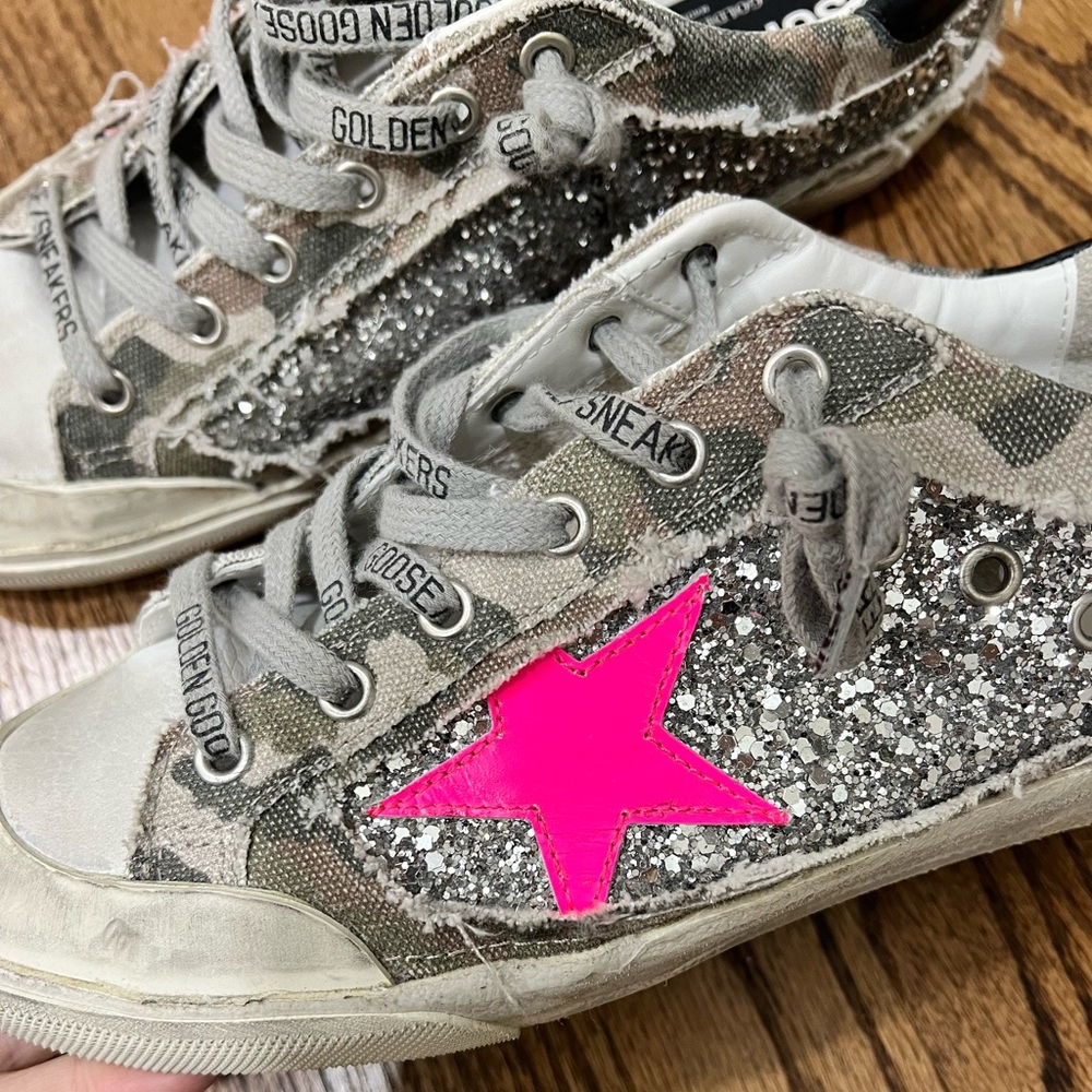 GOLDEN GOOSE
